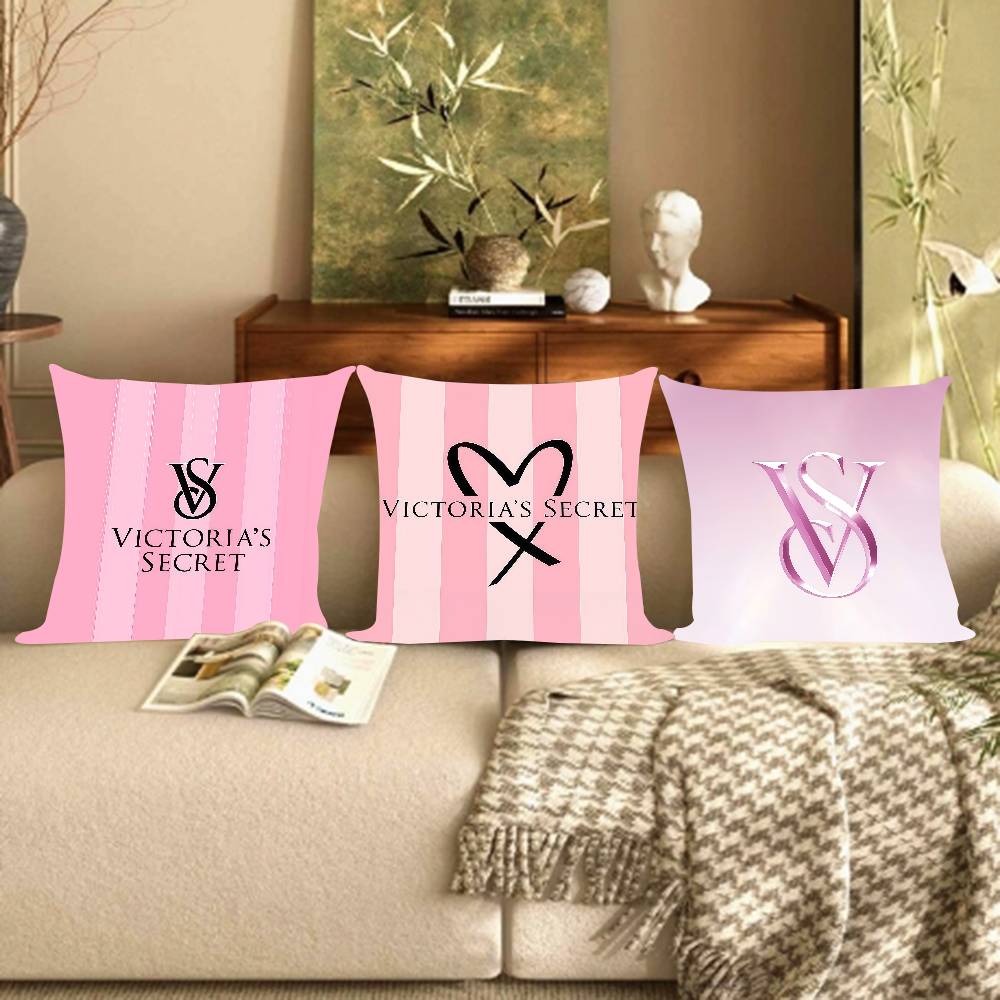 Pink Cushion Cover Decorative  - огляд і ціна Home Fragrance Victoria Secret