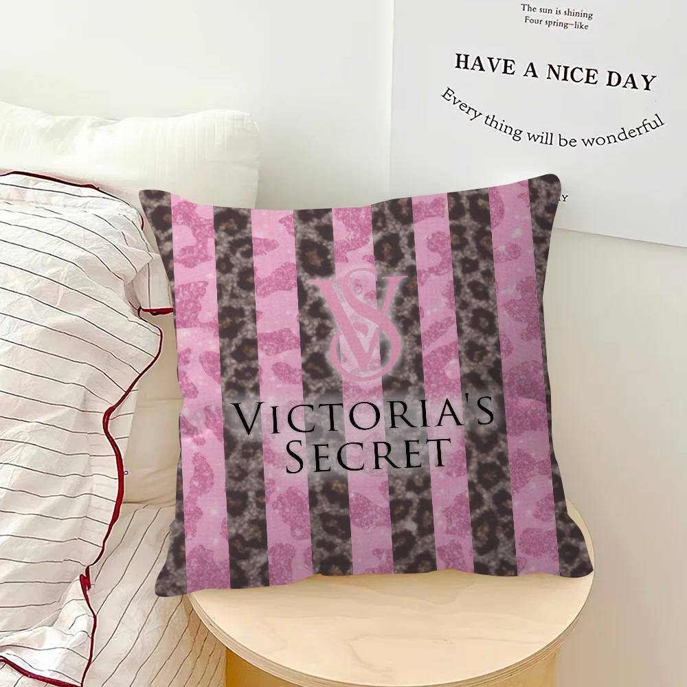 Cushion  Decorative Room Aesth - огляд і ціна Home Fragrance Victoria Secret
